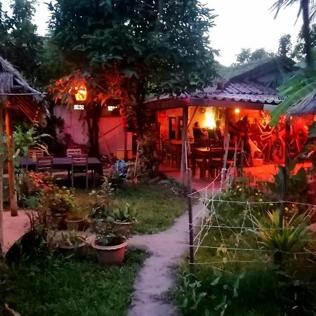 Tortuga Guesthouse Kampot Buitenkant foto