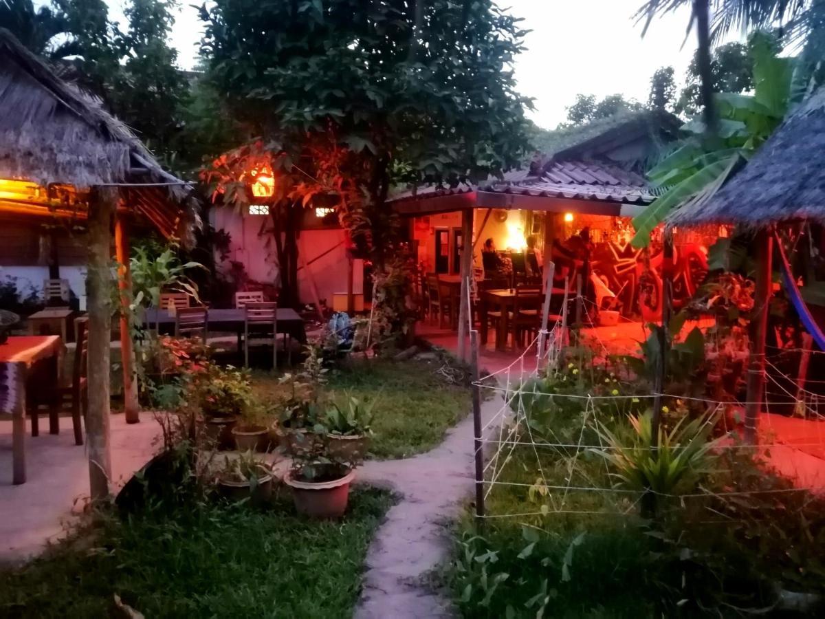 Tortuga Guesthouse Kampot Buitenkant foto