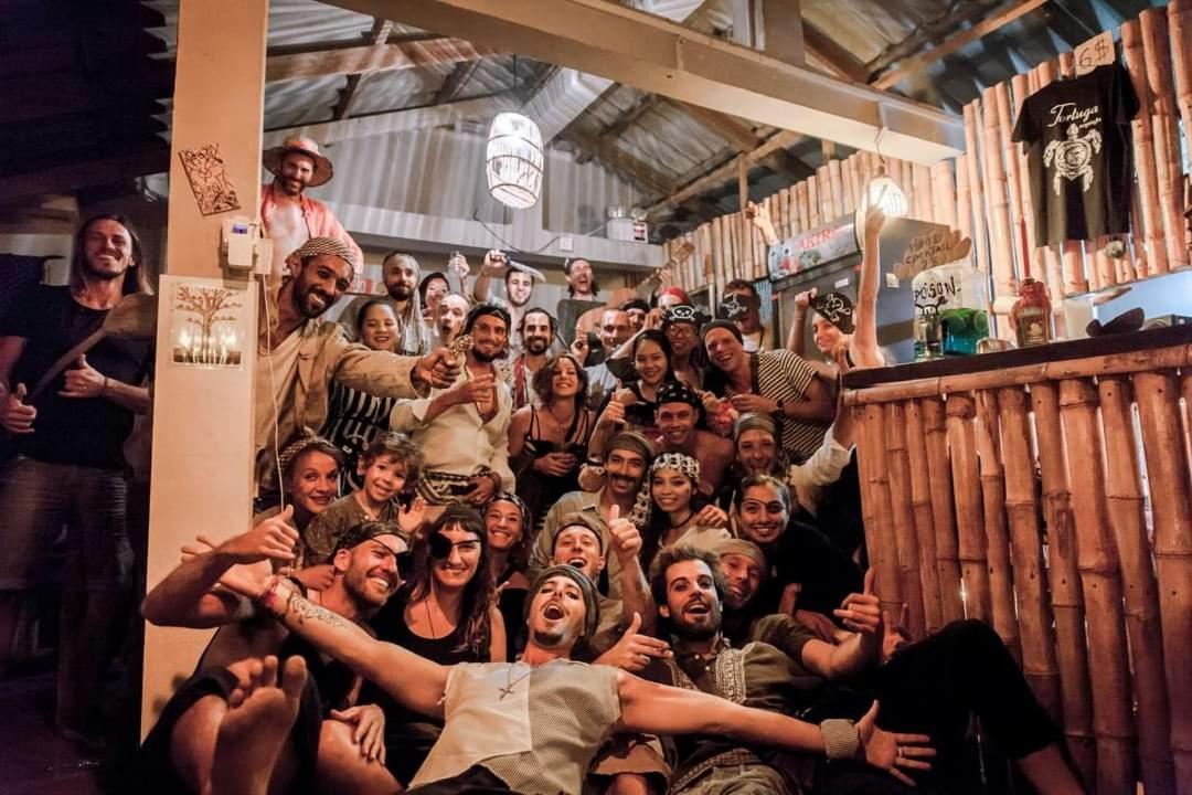 Tortuga Guesthouse Kampot Buitenkant foto