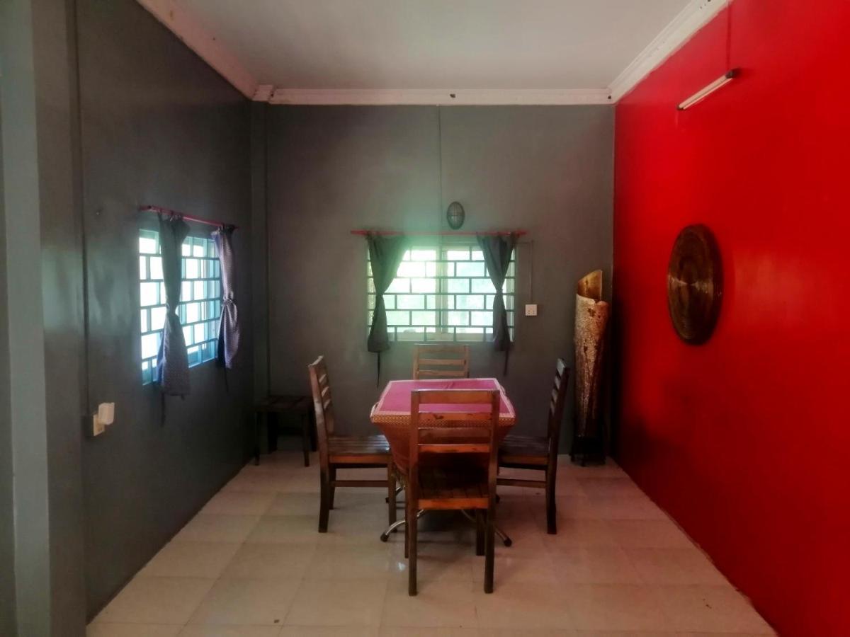 Tortuga Guesthouse Kampot Buitenkant foto
