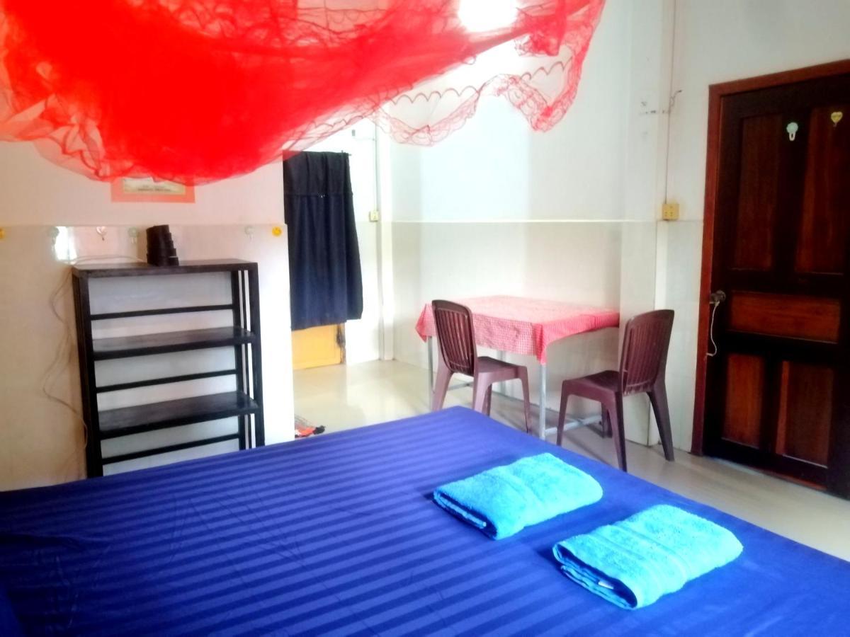 Tortuga Guesthouse Kampot Buitenkant foto