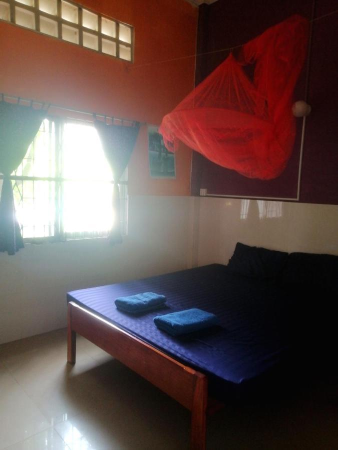 Tortuga Guesthouse Kampot Buitenkant foto